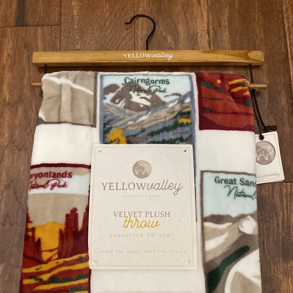 National Parks Plush Throw Blanket NEW - Picture 2 of 6
